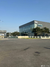 理想北京工厂部分员工每周放假6天 ,工厂内停放 MEGA 上千辆 理想北京工厂部分员工每周放假6天 ,工厂内停放 MEGA 上千辆